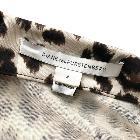 Diane von Furtstenberg silk wrap dress animal snow leopard print sz 4 New Julian - Picture 2 of 16